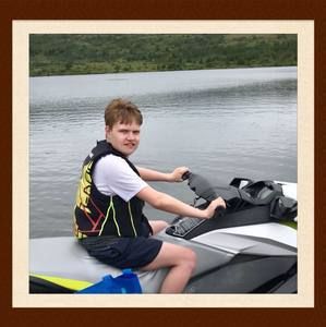 Meet your Posher, Elaine